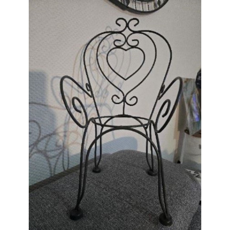 Chaise en fer 