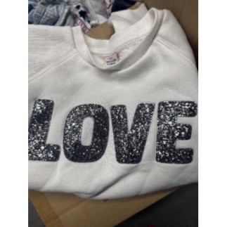 Pull blanc love fille 8 ans...