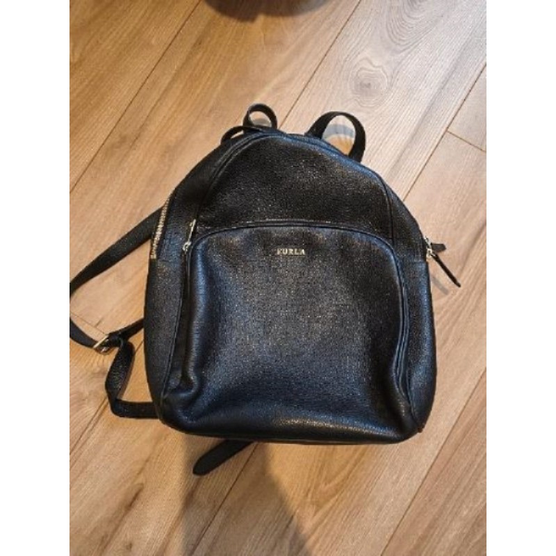 Sac a dos cuir noir Furla
