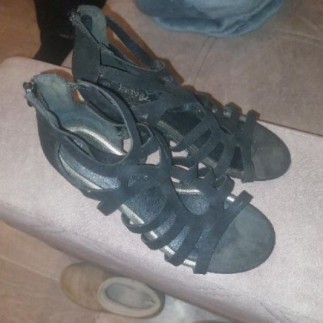 Chaussures ouvertes noir...