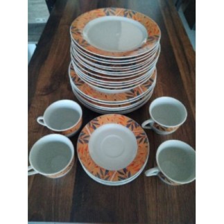 Lot vaisselle (6 assiettes...