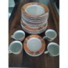 Lot vaisselle (6 assiettes plates, 6 creuses, 6 desserts, 4 sous tasses et 4 tasses)
