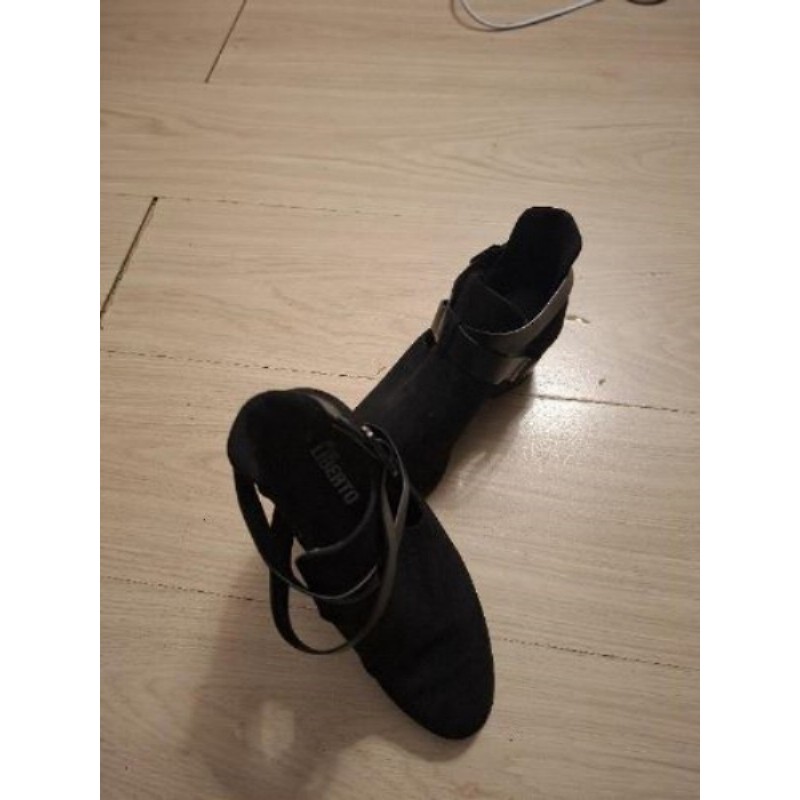 Chaussure demi boutte t 37