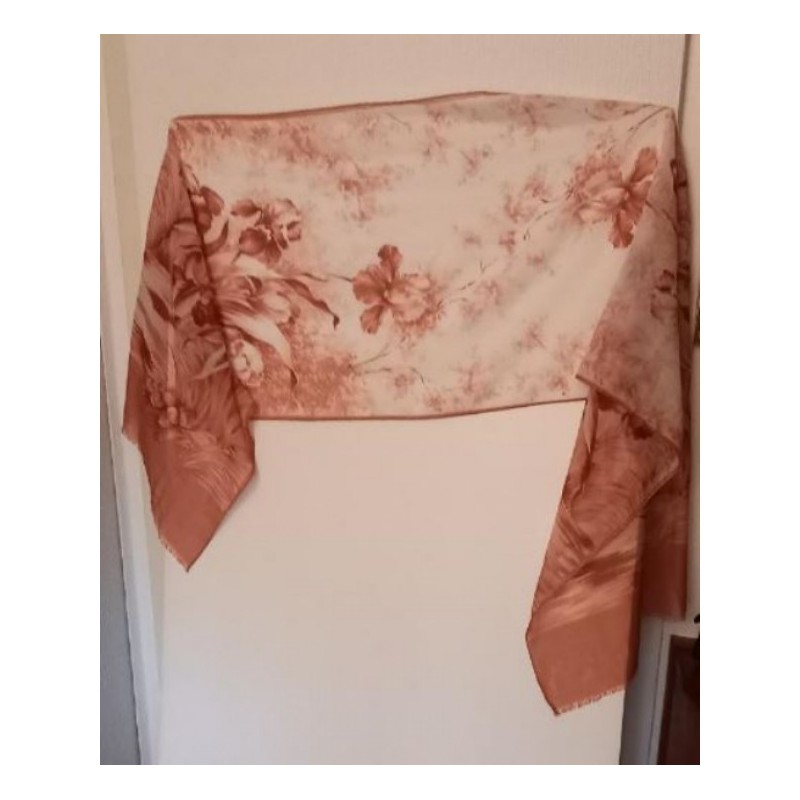 foulard imprimé rose 