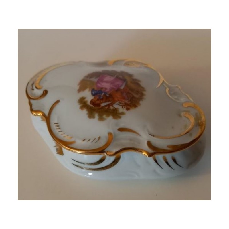 bonbonnière en porcelaine de Limoges  TBE