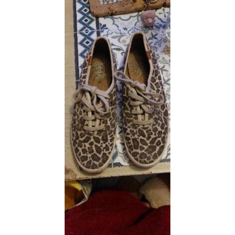 Basket léopard keds T37