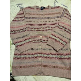 Gilet rose à motif marque...