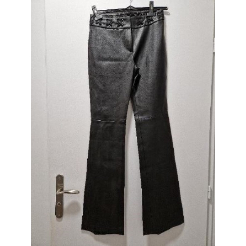 Pantalon noir Taille 38 Mango