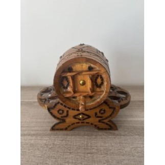 Ancien tonnelet + 6 verres à liqueur