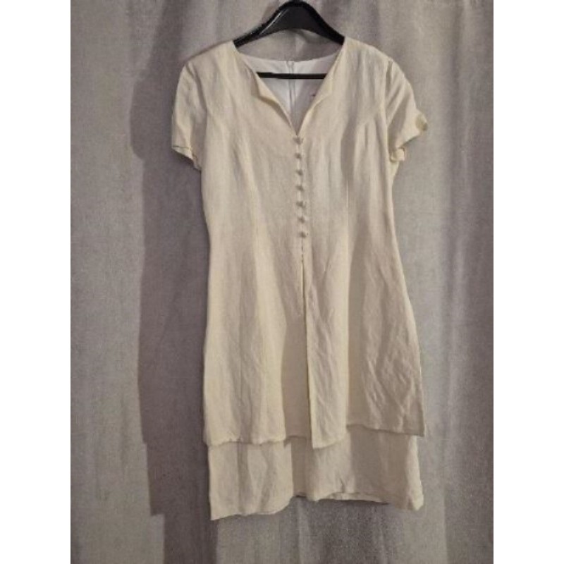 Robe à bouton Beige T38