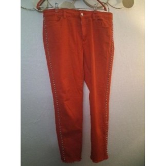 Pantalon rouge clou sur les côtés,  1.2.3 taille 42 
