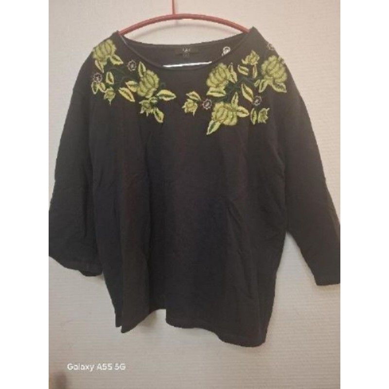 Pull 123 Noir imprimé floral taille L 