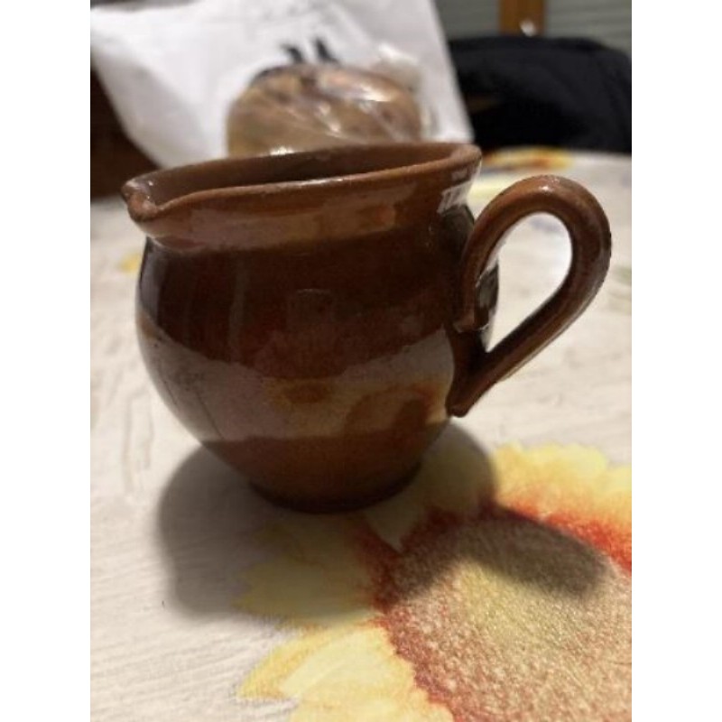 Petit pot en grès marron