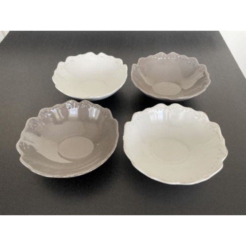 Lot 4 coupelles (2 taupes, 2 blanches)