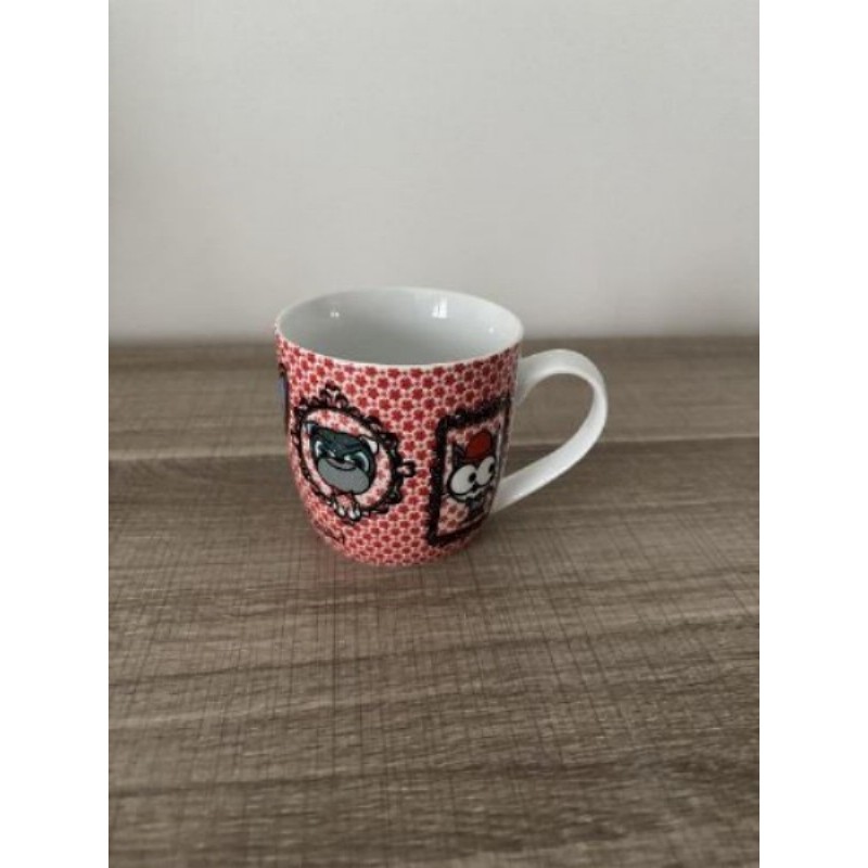 Tasse rouge petits chats 