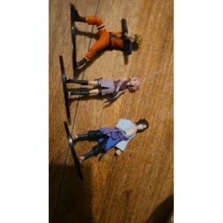 3 figurines Narouto,...