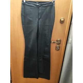 Pantalon simili cuir noir...