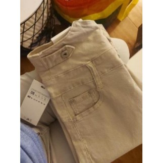 Pantalon beige taille 38