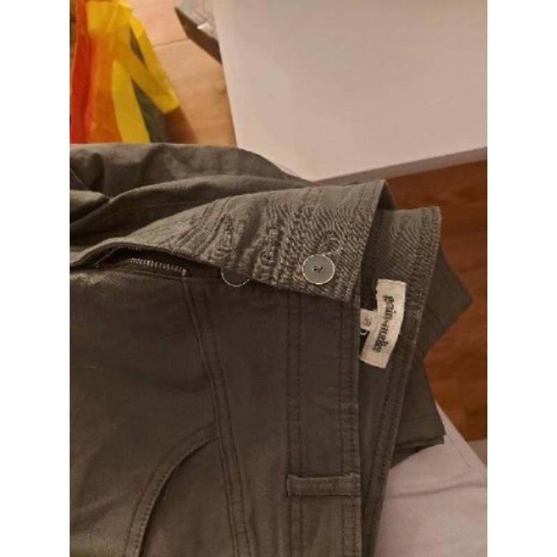 Pantacourt kaki grain de malice taille 38