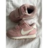 Basket Nike bebe rose taille 17