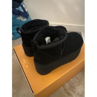Ugg noir plateforme 37