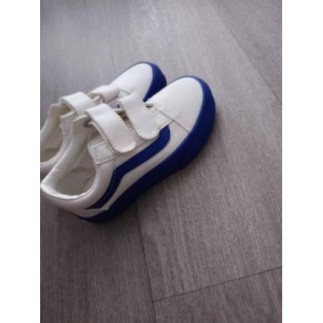 Vans blanche et bleu...