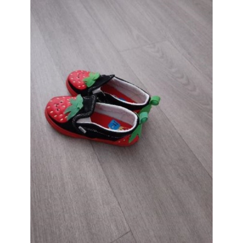 Vans fraise taille 26.6
