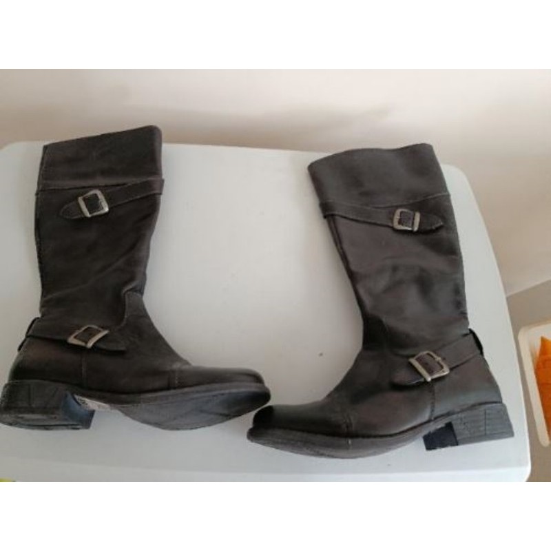 Bottes noires - T40