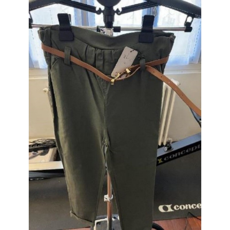 PANTALON VERT KAKI AVEC CEINTURE TAILLE XL