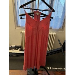 ROBE DOS NU ROSE MARQUE...