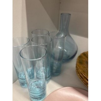 Ensemble carafe, fait cinq...