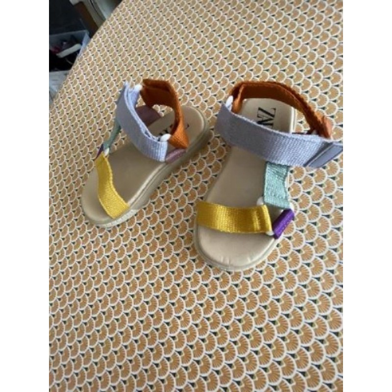 Sandales filles Zara T 24