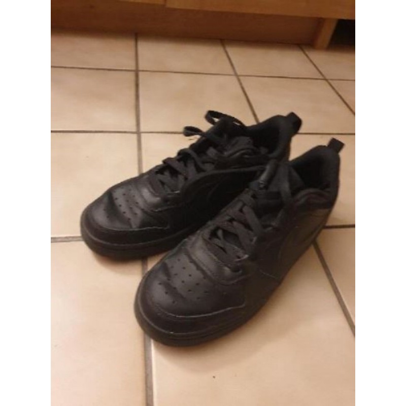 Nike noires pointure 39
