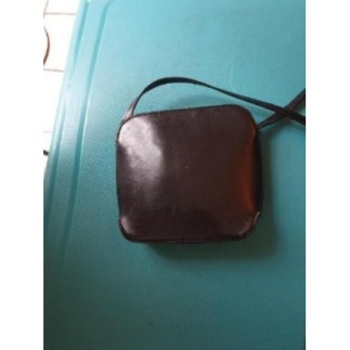 Petit sac cuir noir carré 