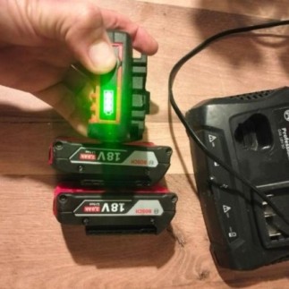 Trois batteries et double chargeur Bosch