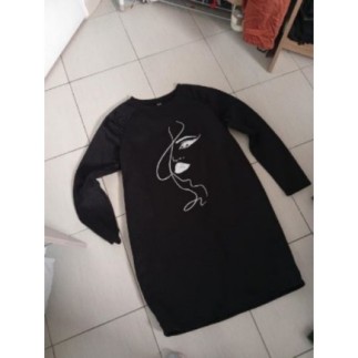 Robe noire taille 44