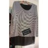 Tunique fines rayures doublée  noir et blanc. Manches longues. Taille 40