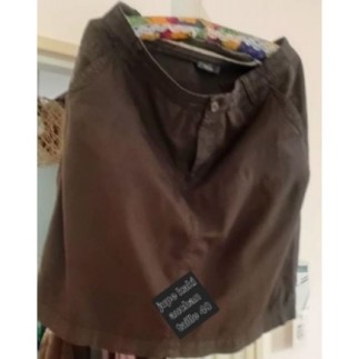 Jupe kaki taille 40 