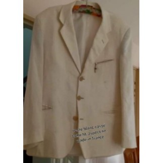 Veste blanche cassée taille...