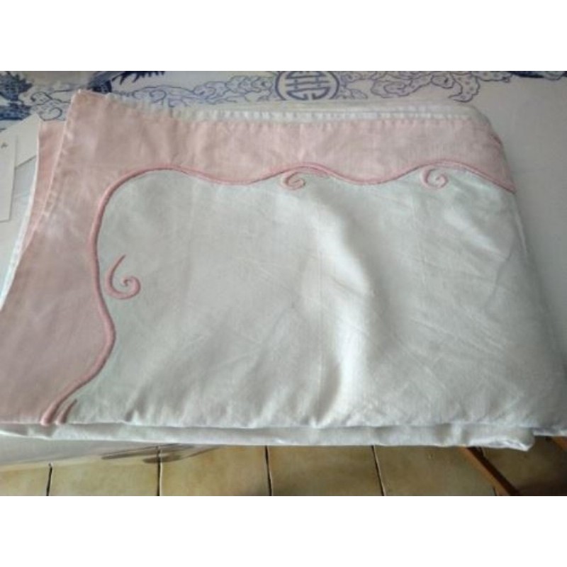 Drap ancien de 2 personnes avec broderie rose 