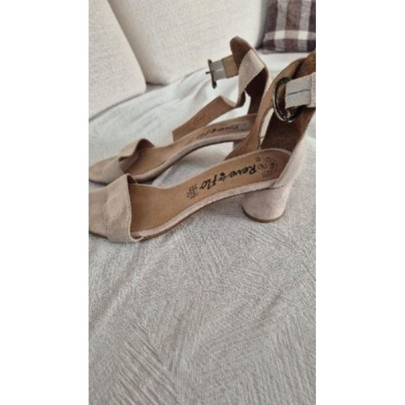 Chaussure 41 rose poudre petit talon rond 