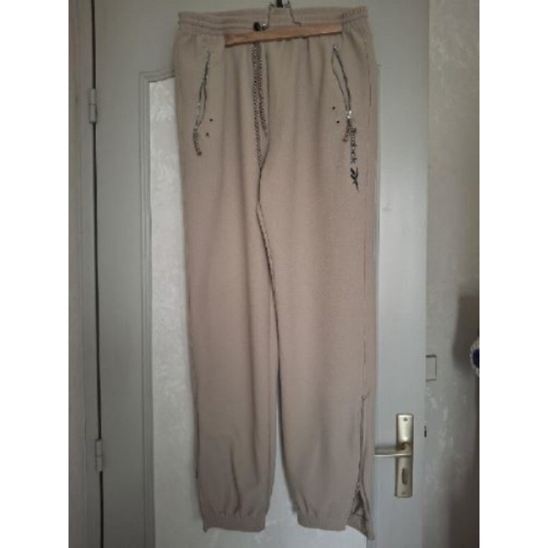PANTALON DE JOGGING BAIGE"REEBOK" TAILLE M