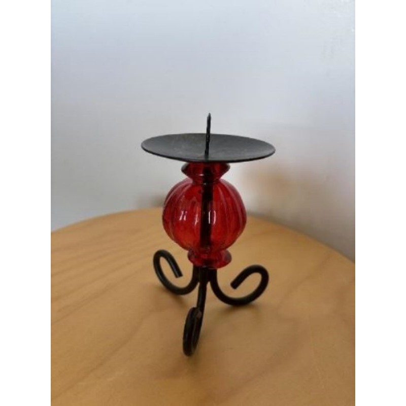 Porte bougie en métal noir et rouge