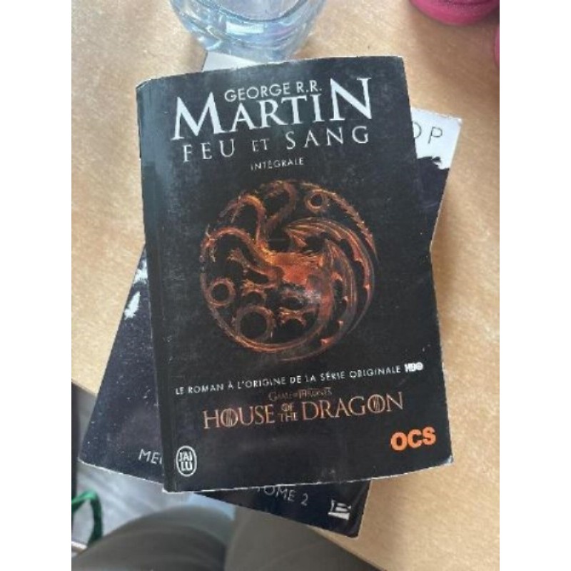 George RR, Martin, feu et sans l’intégrale OCS