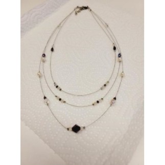 Collier avec perles swarovski