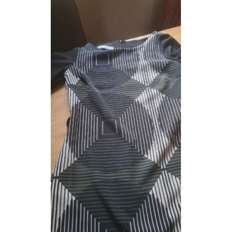 Robe courte Rinacimento noir vert taille M