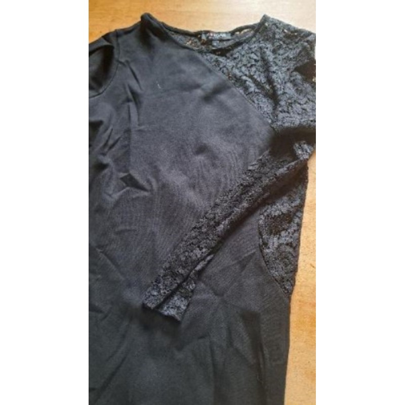 Robe dentelle Morgan noire taille 38