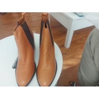 Chaussure marron taille 38...