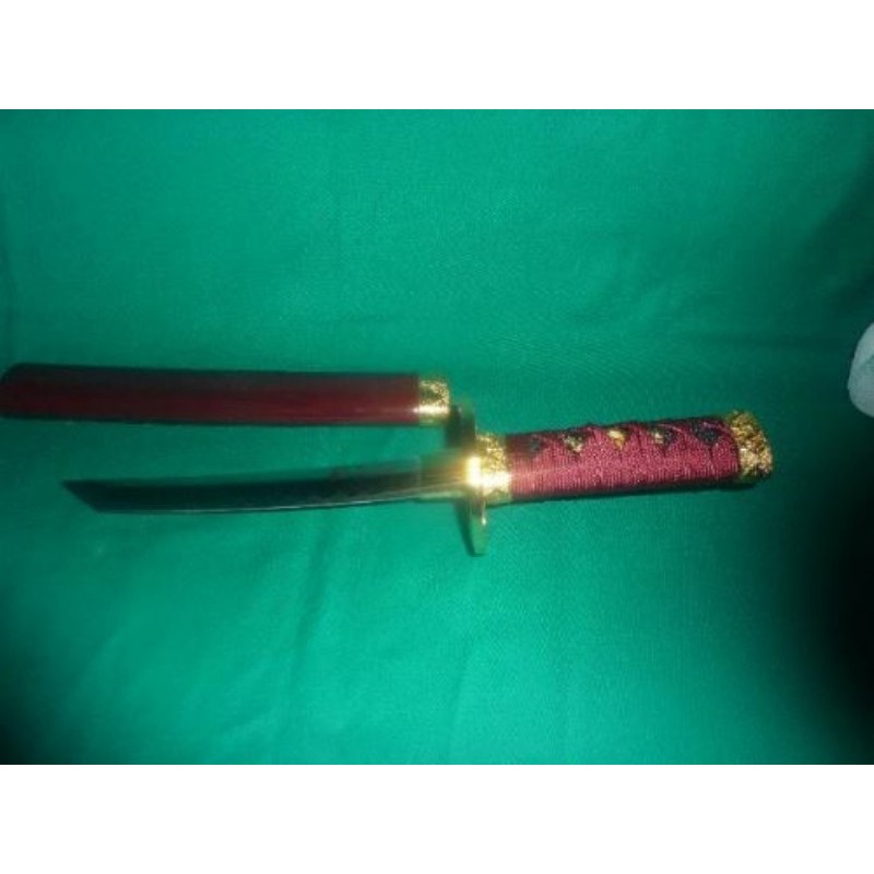 Sabre Japonnais Orfèvrerie Tokyo (Fourreau) valeur 500€