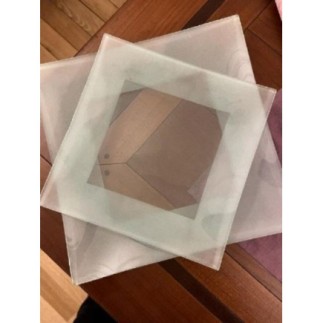 Lot 2 plats apéritifs en verre